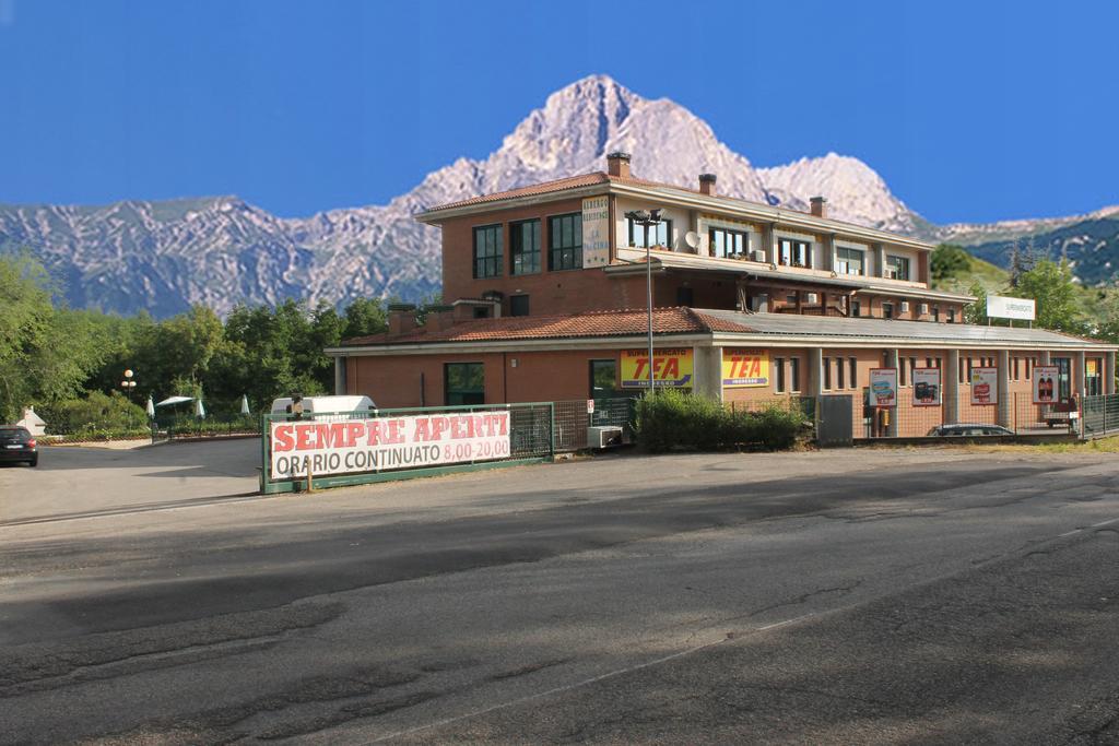 Residence La Piscina Isola del Gran Sasso dʼItalia Dış mekan fotoğraf